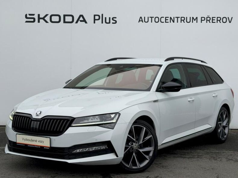 Škoda Superb - hlavní foto