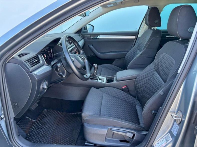 Škoda Superb - hlavní fotka