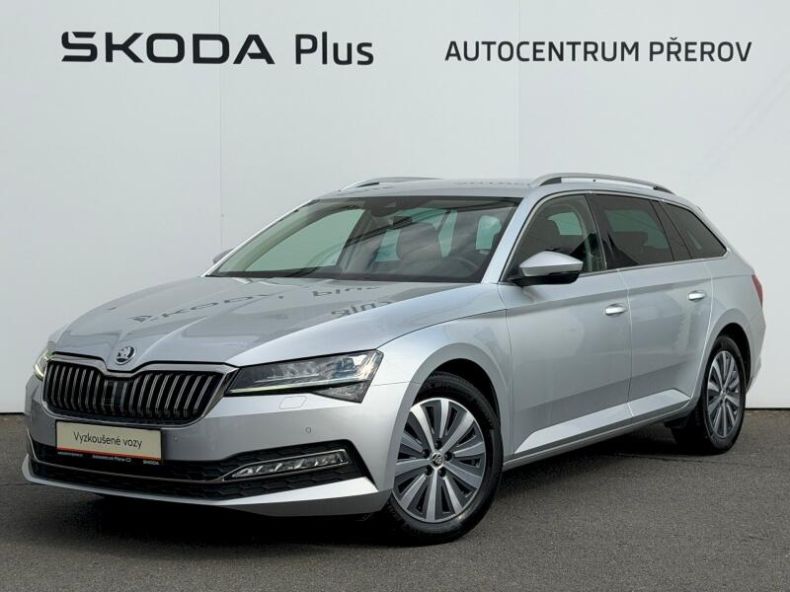 Škoda Superb - hlavní foto
