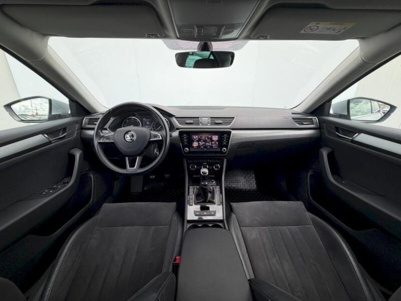 Škoda Superb - hlavní fotka