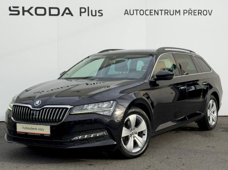 Škoda Superb - hlavní foto