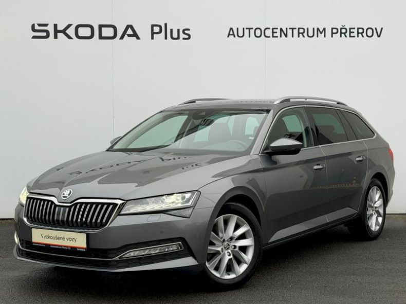Škoda Superb - hlavní foto