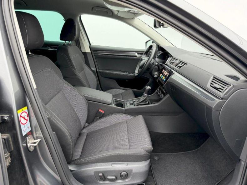 Škoda Superb - hlavní fotka