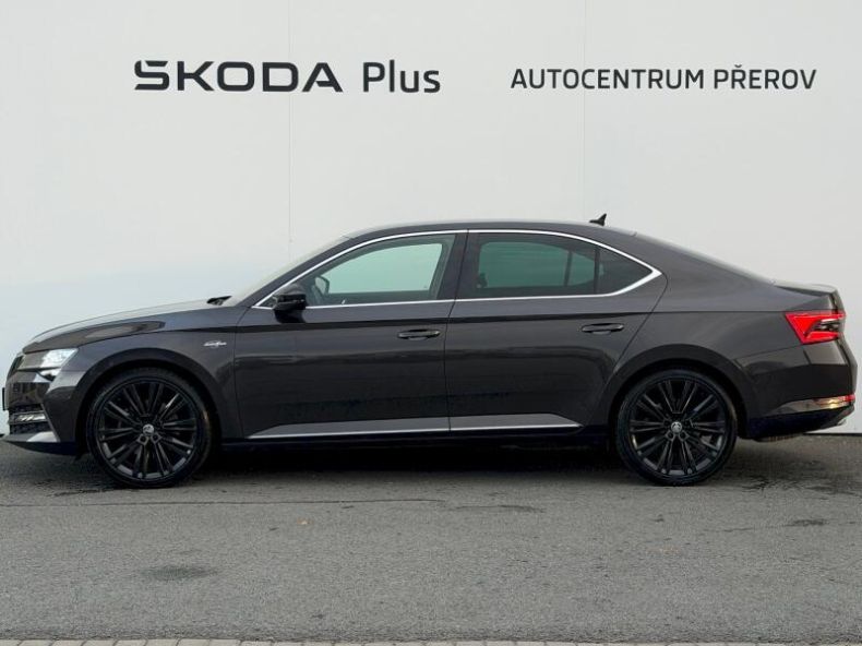 Škoda Superb - hlavní fotka