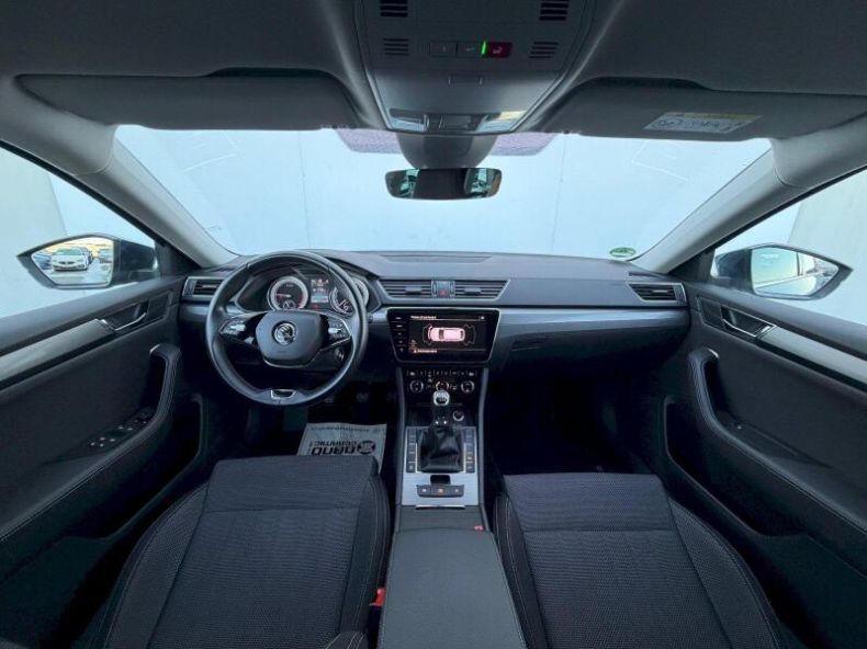 Škoda Superb - hlavní fotka