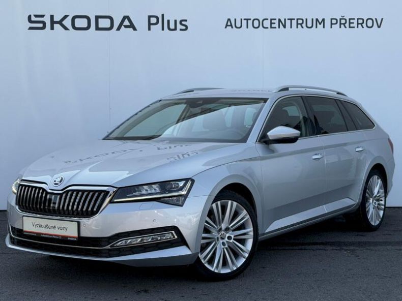 Škoda Superb - hlavní foto