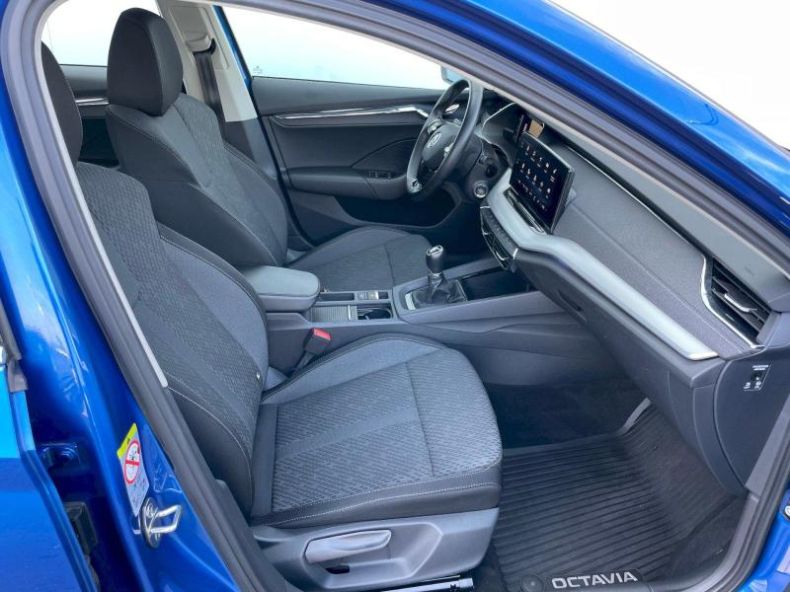 Škoda Octavia - hlavní fotka