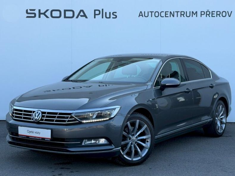 Volkswagen Passat - hlavní foto