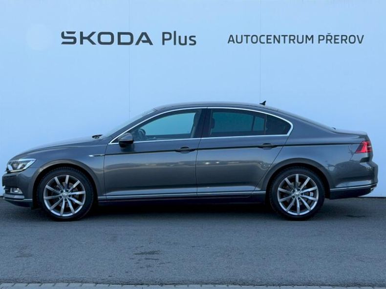 Volkswagen Passat - hlavní fotka