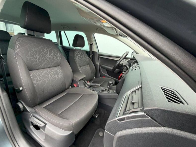 Škoda Octavia - hlavní fotka