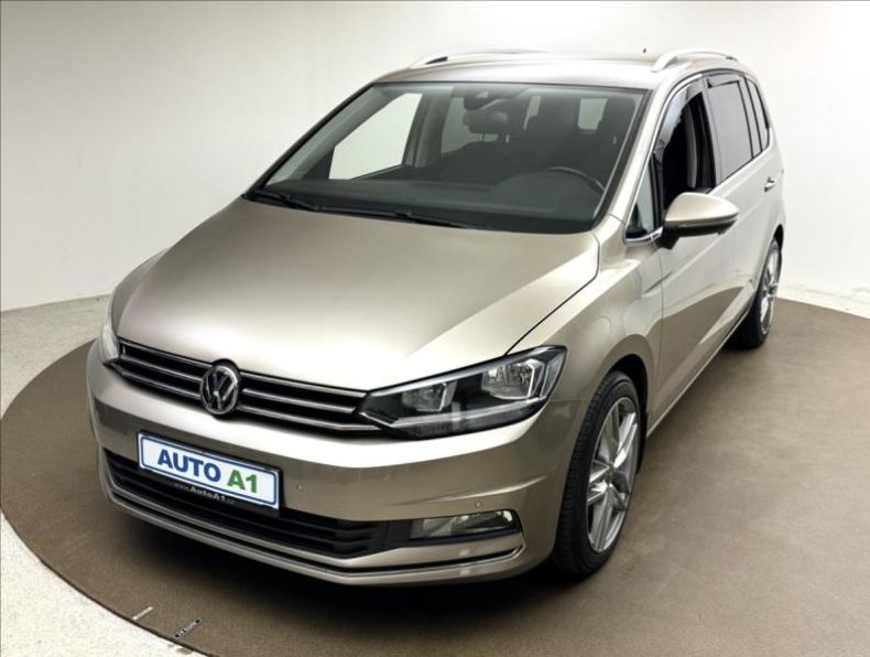 Volkswagen Touran - hlavní foto