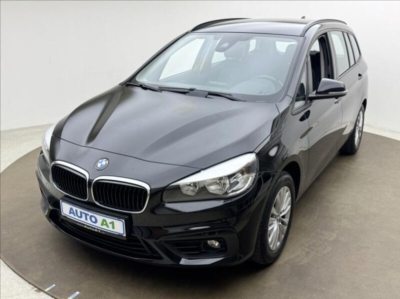 BMW Řada 2 - hlavní foto