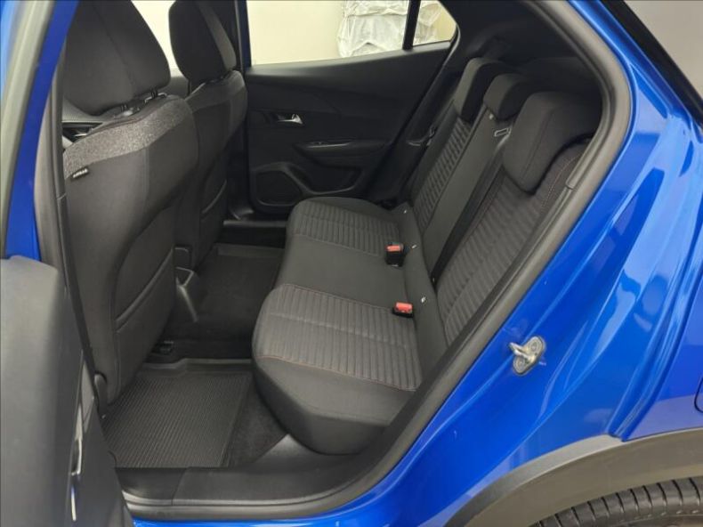 Peugeot 2008 - hlavní fotka
