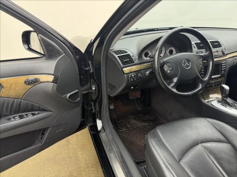 Mercedes Třída E - hlavní fotka