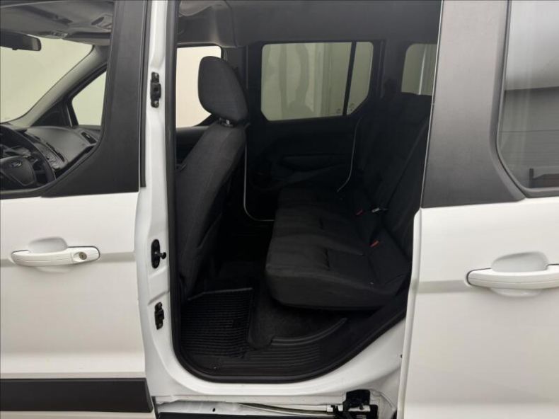 Ford Tourneo - hlavní fotka
