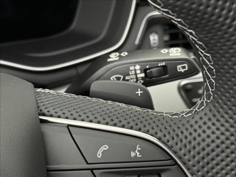 Audi A4 - hlavní fotka