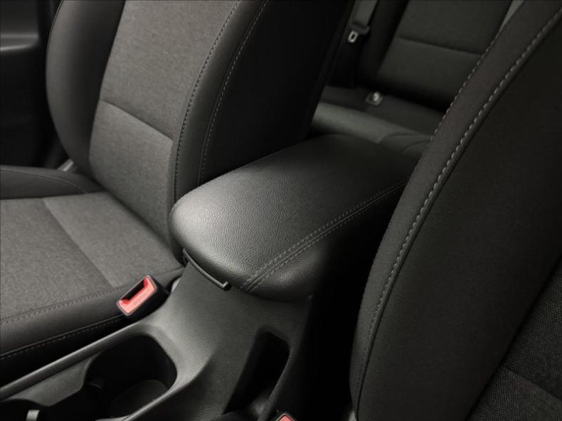 Hyundai i30 - hlavní fotka