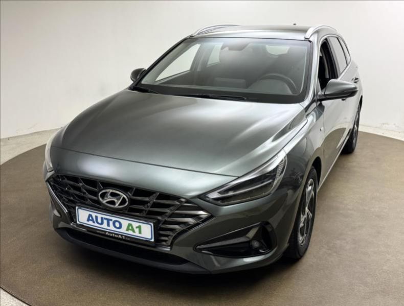 Hyundai i30 - hlavní fotka