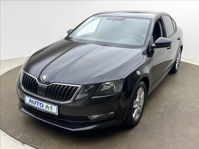 Škoda Octavia - hlavní foto