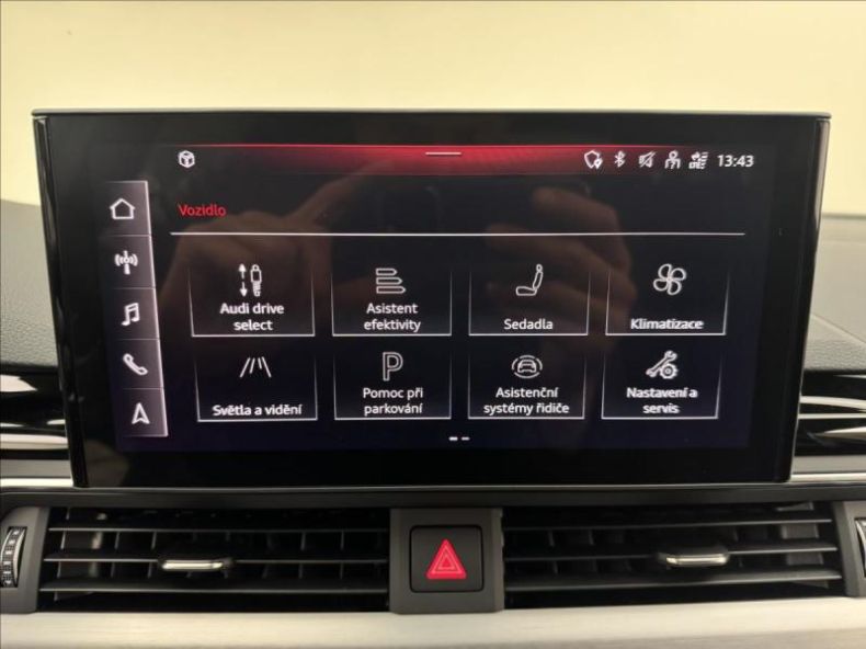 Audi A4 - hlavní fotka