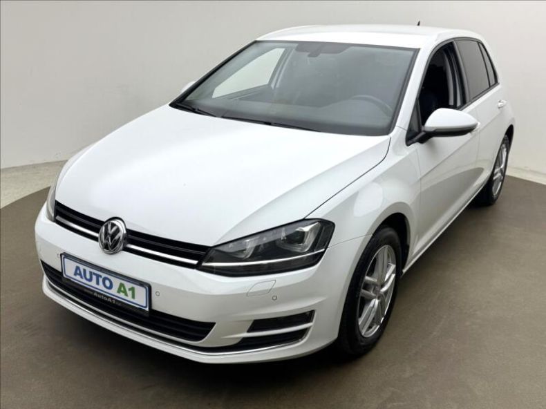 Volkswagen Golf - hlavní fotka inzerátu