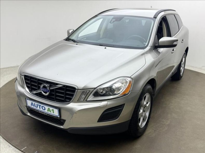 Volvo XC60 - hlavní foto