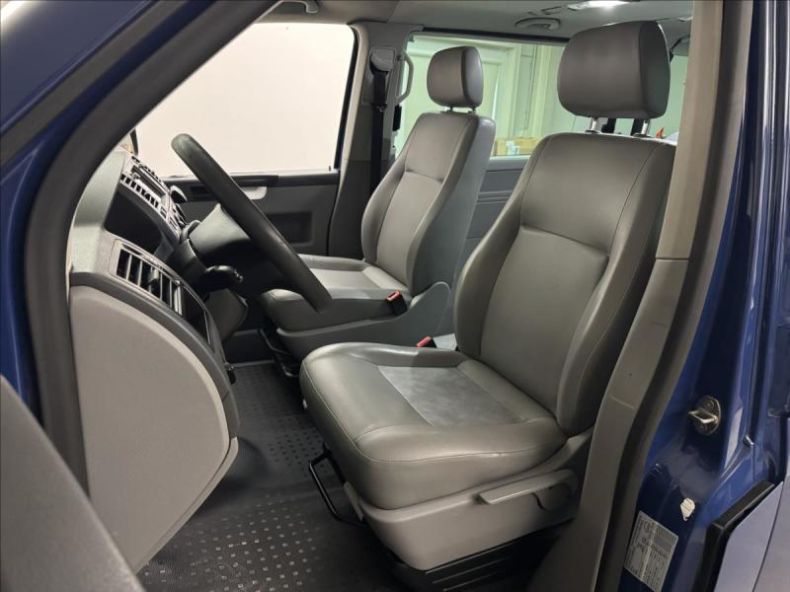 Volkswagen Transporter - hlavní fotka