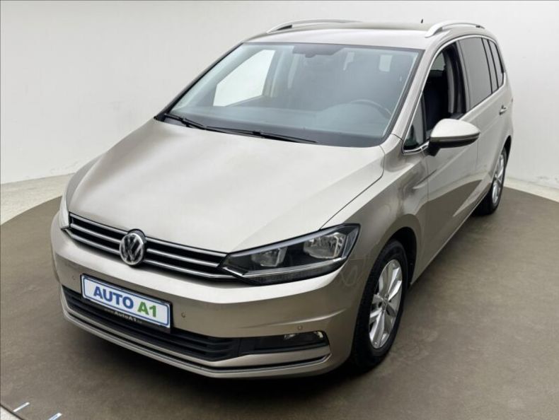 Volkswagen Touran - hlavní foto
