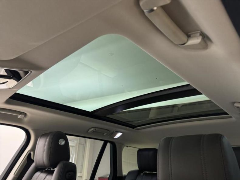 Land Rover Range Rover - hlavní fotka