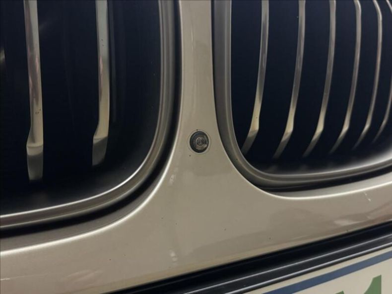 BMW X4 - hlavní fotka