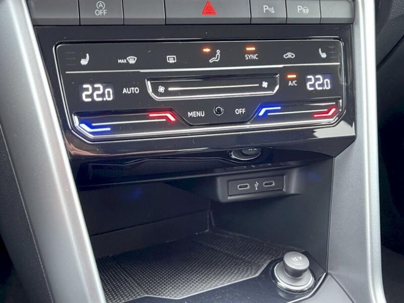 Volkswagen T-Roc - hlavní fotka