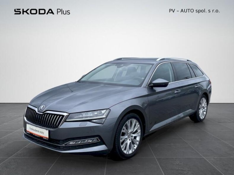 Škoda Superb - hlavní foto