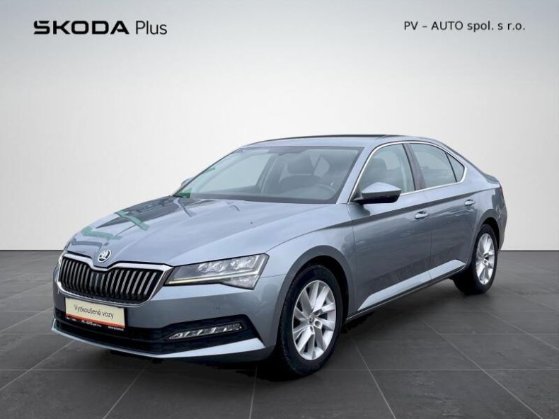 Škoda Superb - hlavní foto