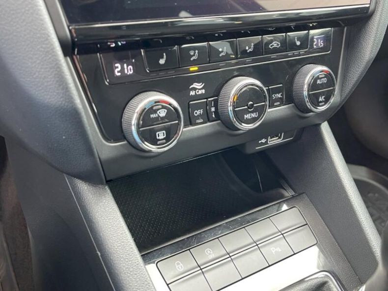 Škoda Octavia - hlavní fotka