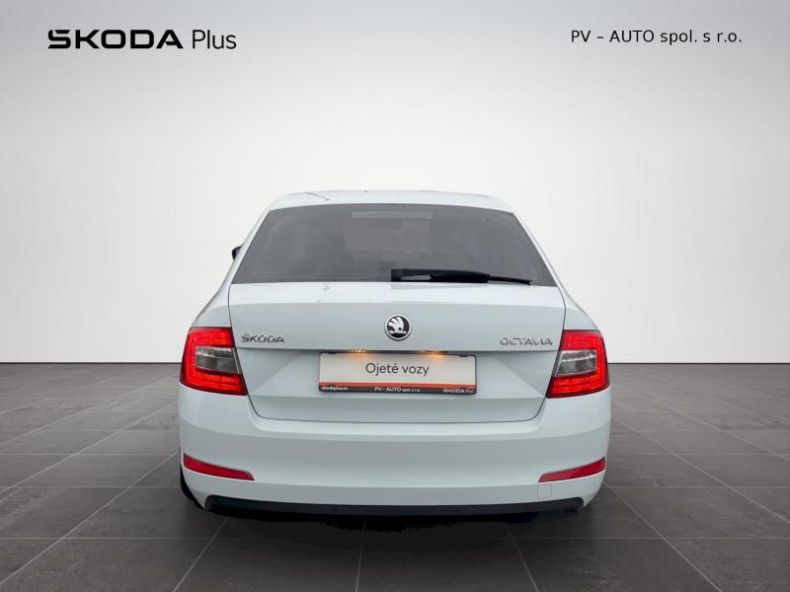 Škoda Octavia - hlavní fotka