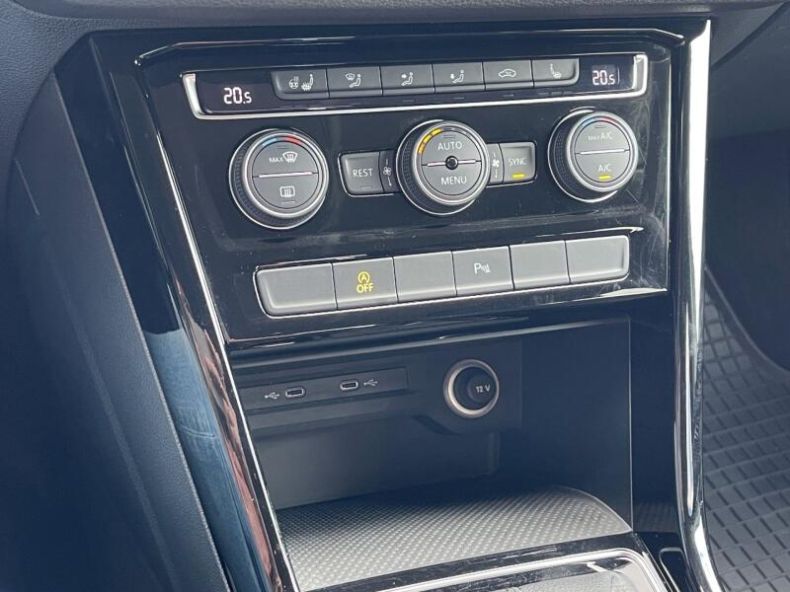 Volkswagen Touran - hlavní fotka