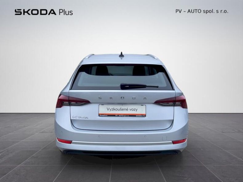 Škoda Octavia - hlavní fotka