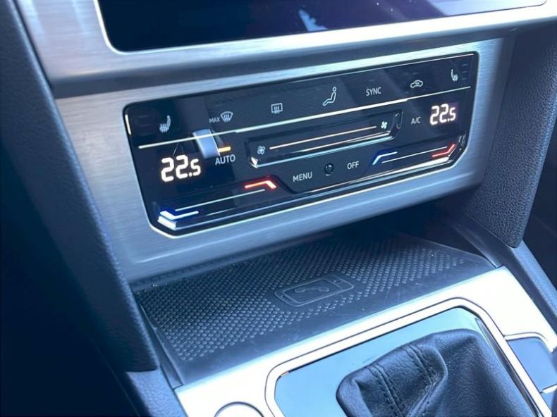 Volkswagen Passat - hlavní fotka