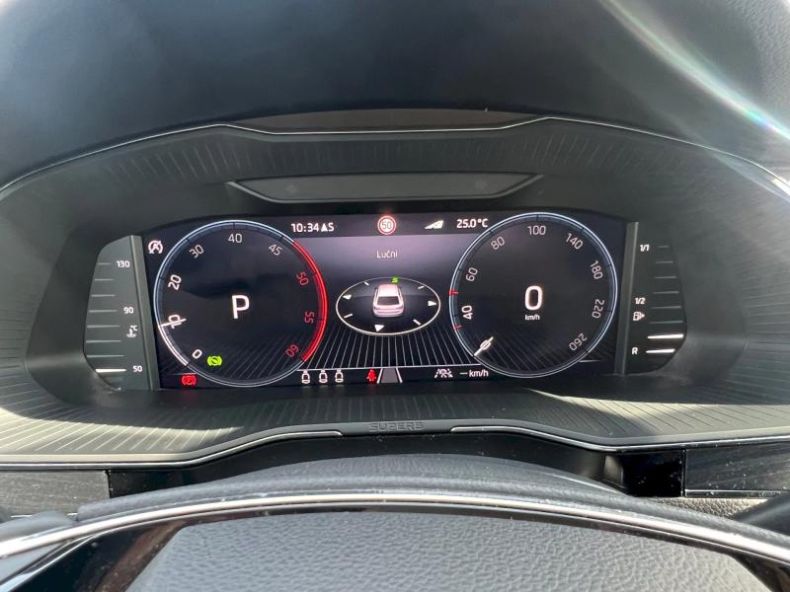 Škoda Superb - hlavní fotka