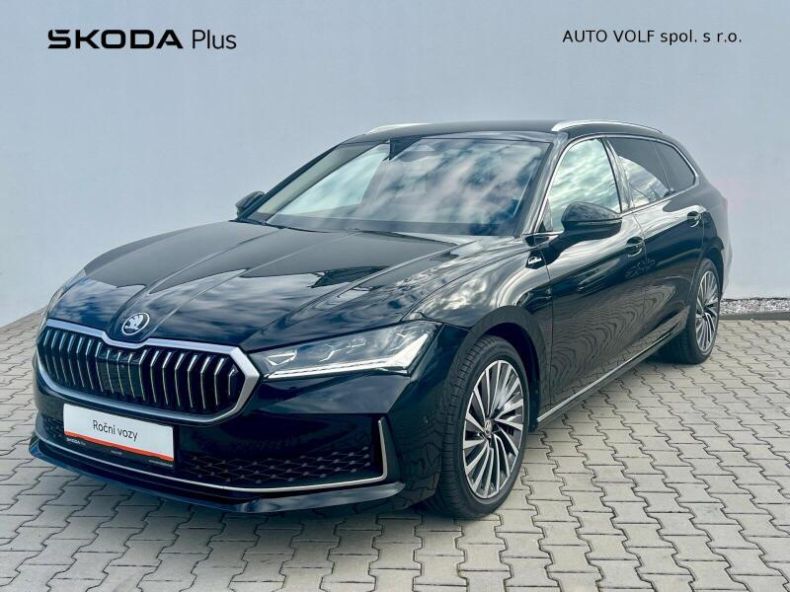 Škoda Superb - hlavní foto