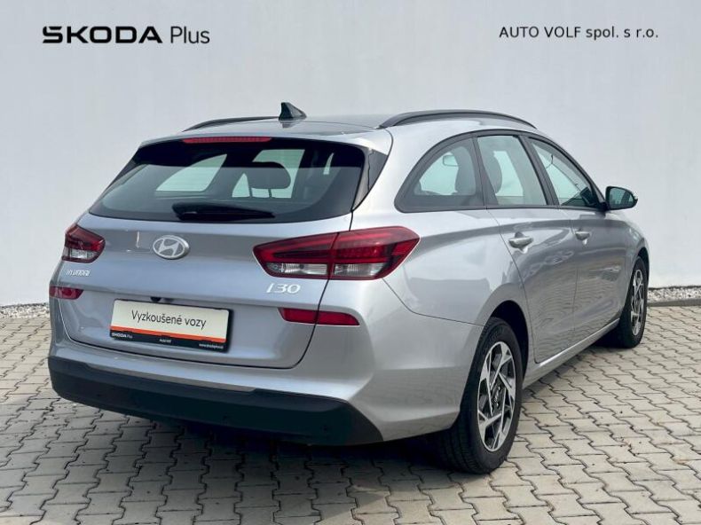 Hyundai i30 - hlavní fotka