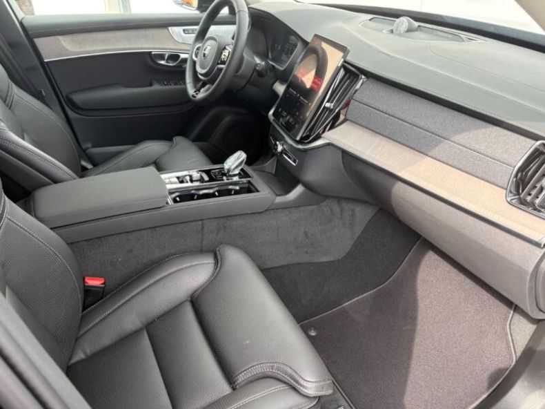 Volvo XC90 - hlavní fotka