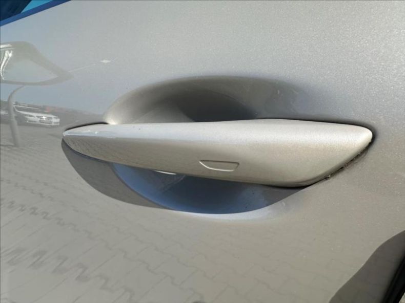 Mazda CX-30 - hlavní fotka