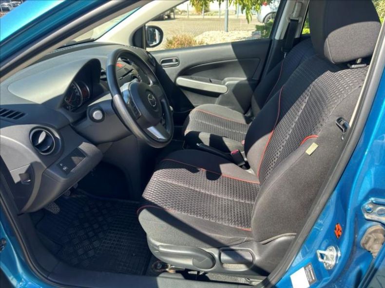 Mazda 2 - hlavní fotka