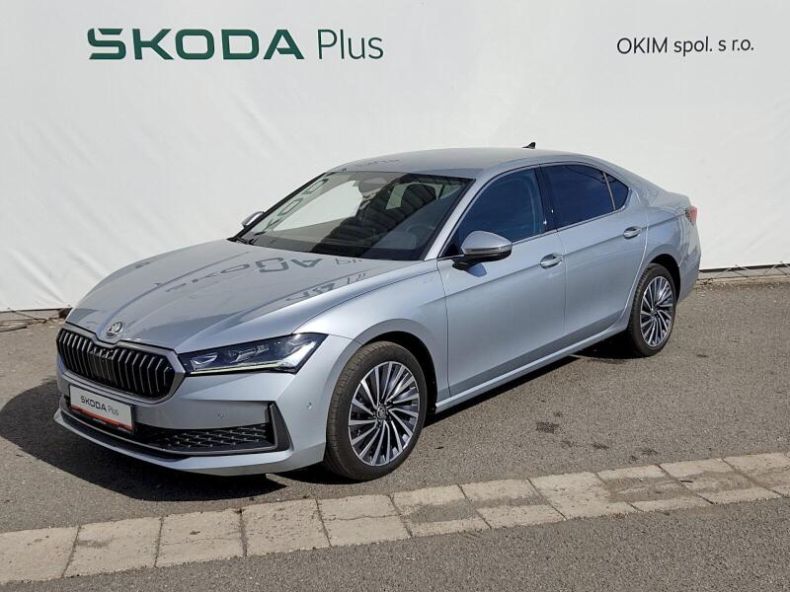 Škoda Superb - hlavní foto