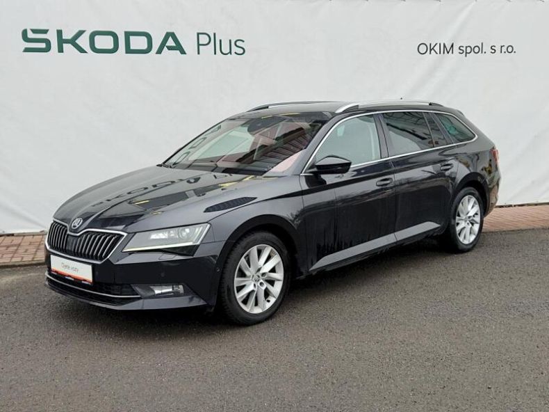 Škoda Superb - hlavní foto
