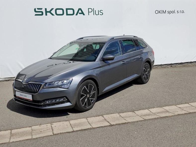 Škoda Superb - hlavní foto