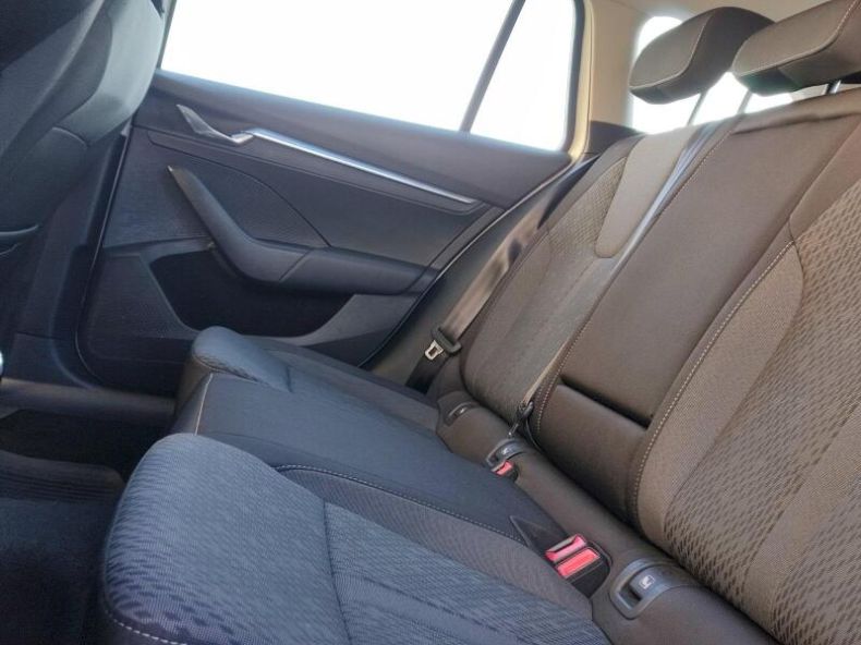 Škoda Octavia - hlavní fotka