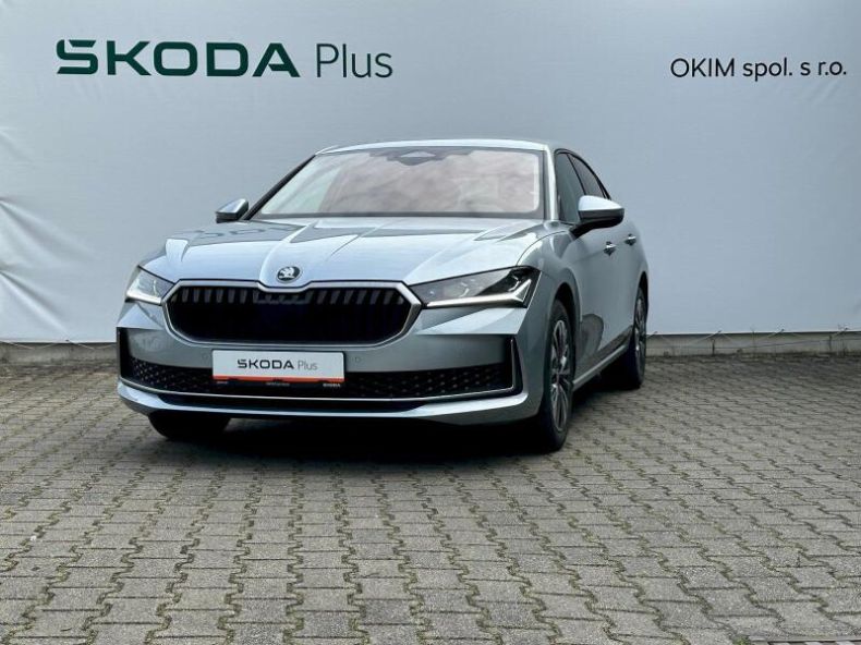 Škoda Superb - hlavní foto