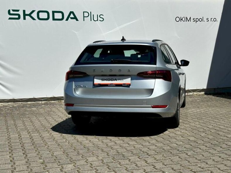 Škoda Octavia - hlavní fotka